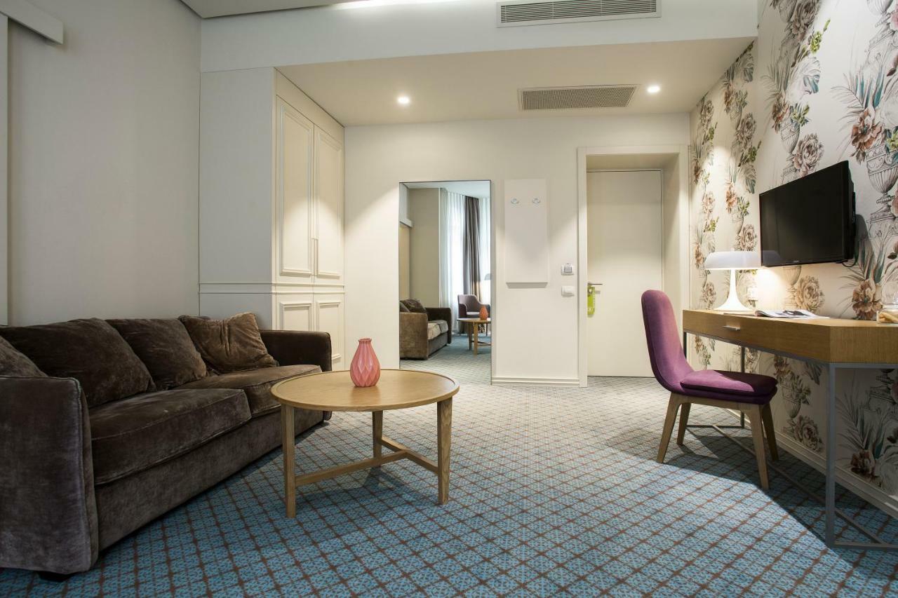 Jump Inn Hotel Beograd Ngoại thất bức ảnh