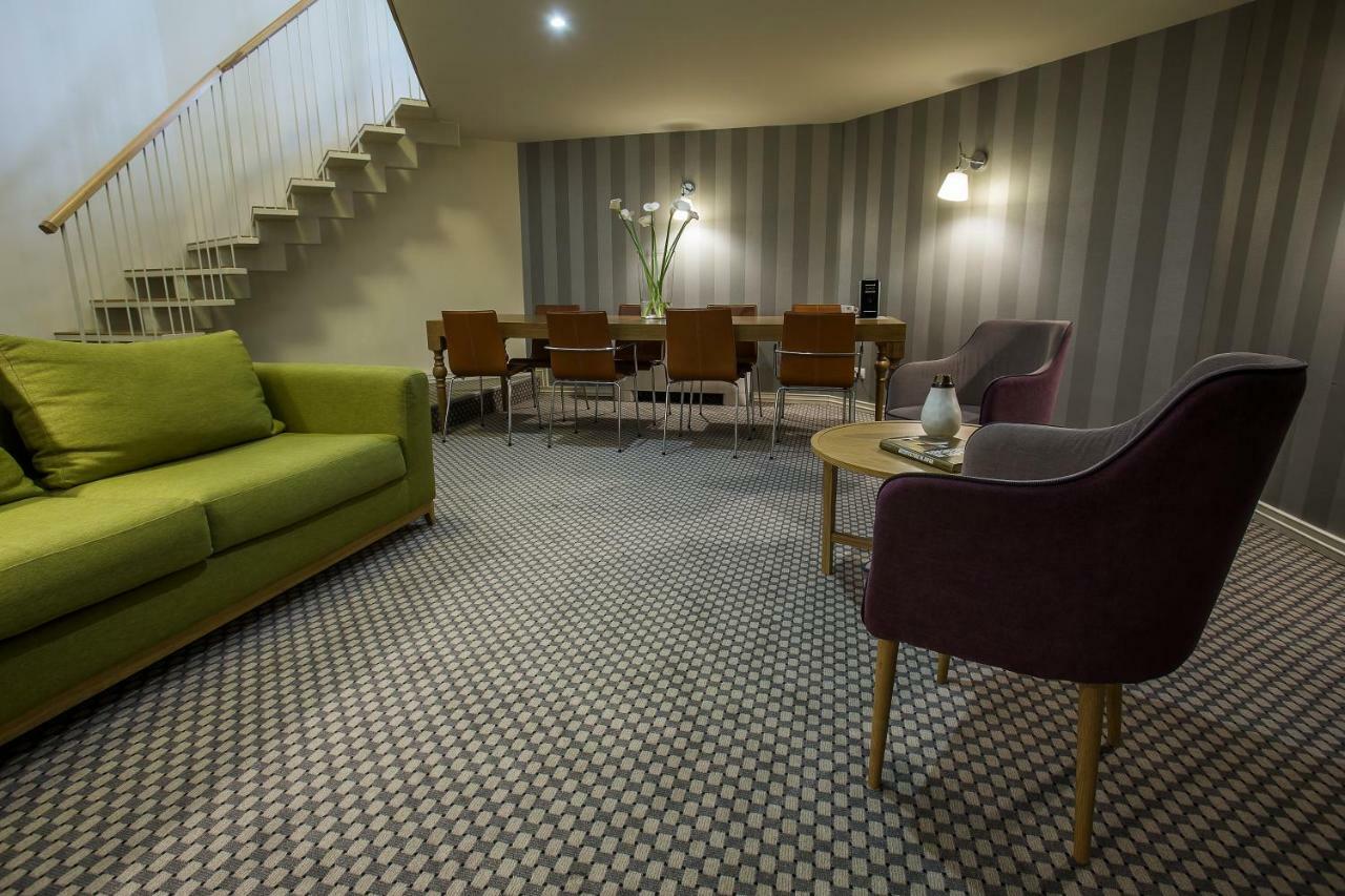 Jump Inn Hotel Beograd Ngoại thất bức ảnh